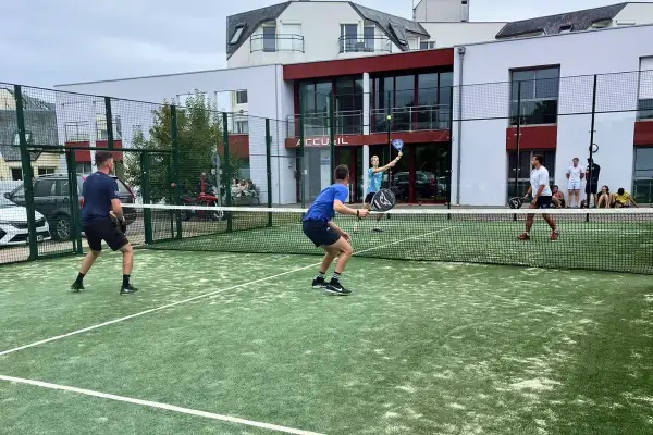 Trouve des joueurs de padel sur Fullmotiv et réserve un terrain à l'ATP Le Trez-Hir à Plougonvelin, Finistère