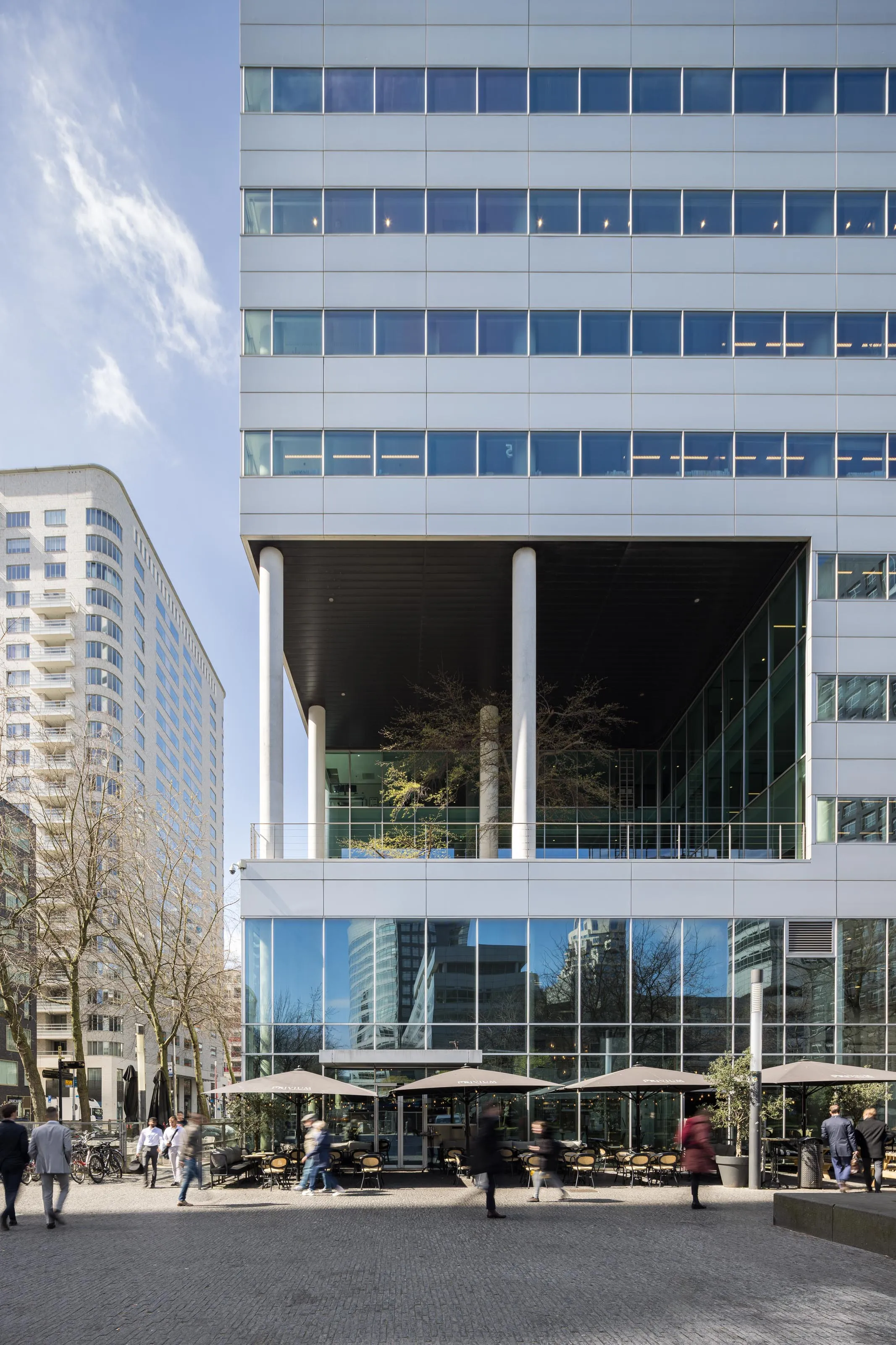 ITO/SOM Gebäude in Amsterdam, fotografiert für Union Investment mit spannender Lichtstimmung
