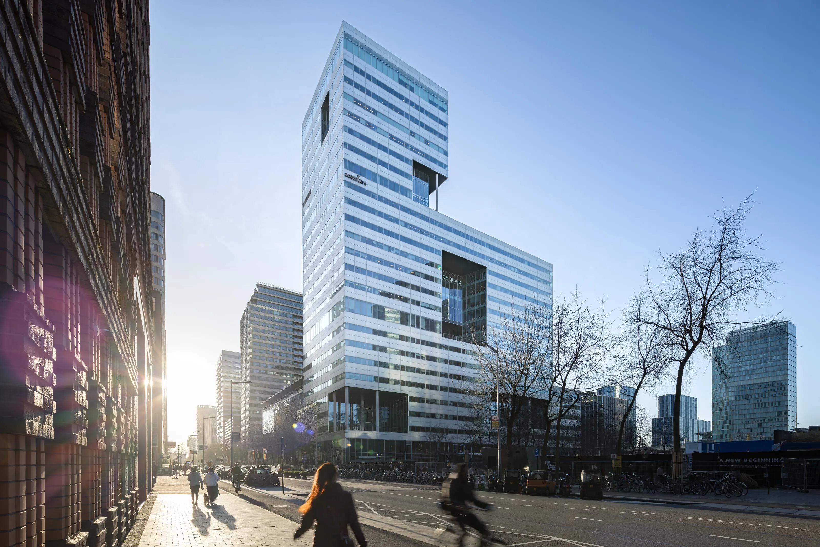 ITO/SOM Gebäude in Amsterdam, fotografiert für Union Investment mit spannender Lichtstimmung