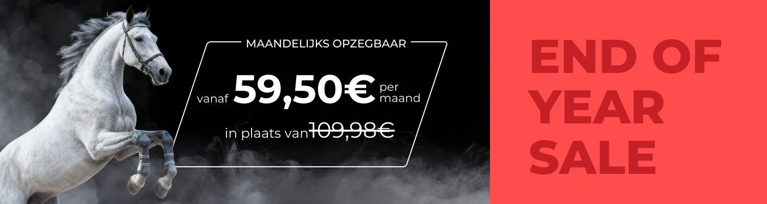 Auf der linken Seite sieht man ein Bild eines galoppierenden Schimmels, eine Ebene weiter vorne eine junge Frau, die auf ihr Handy schaut. Auf der rechten Seite steht: Mehr Anfragen. Schnellere Verkäufe. Jetzt 3 Monate zum halben Preis.