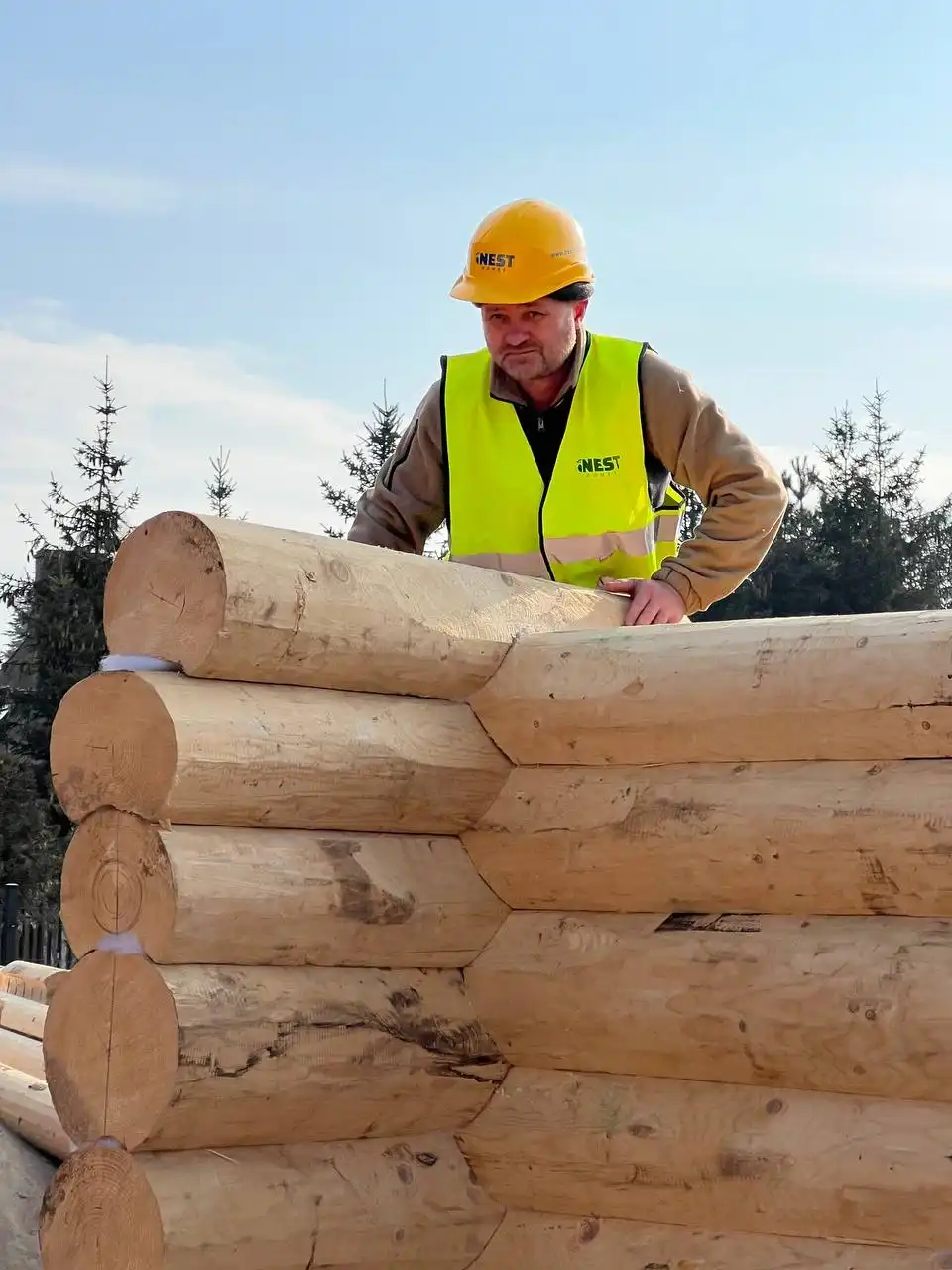 Dom z bali stan otwarty – budowa domu drewnianego