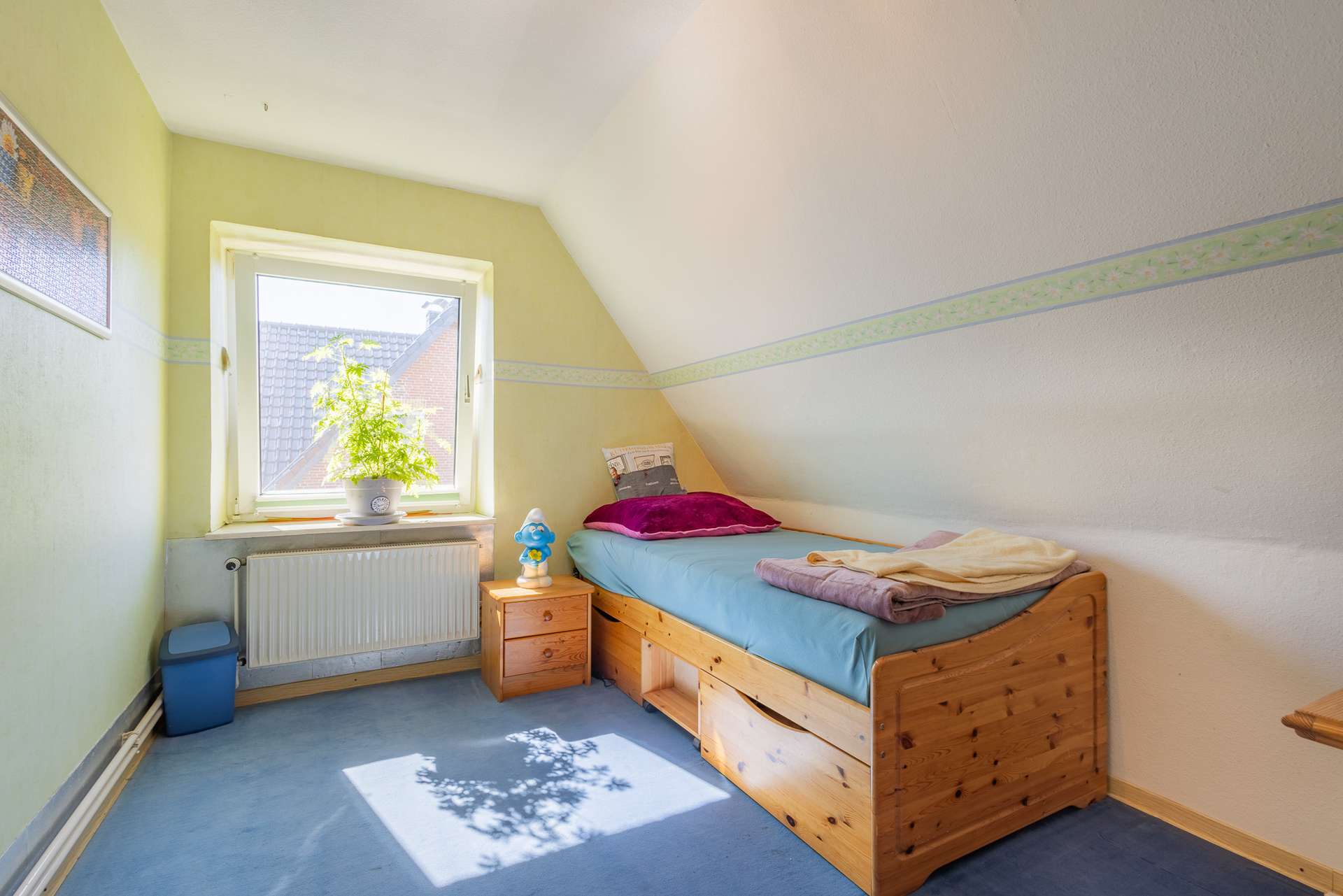 Raum für Familie, Träume & Zukunft: großzügiges Einfamilienhaus auf weitläufigem Grundstück