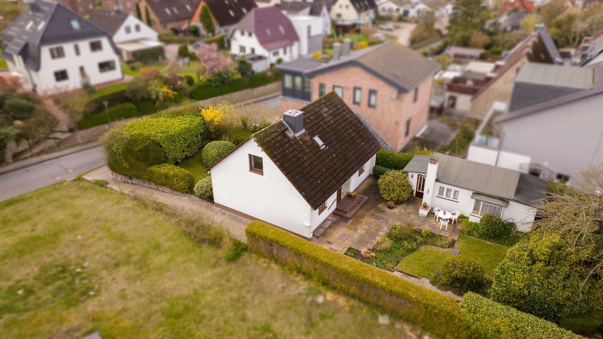 Zentral. Küstennah. Lebenswert. – Einfamilienhaus in Laboe