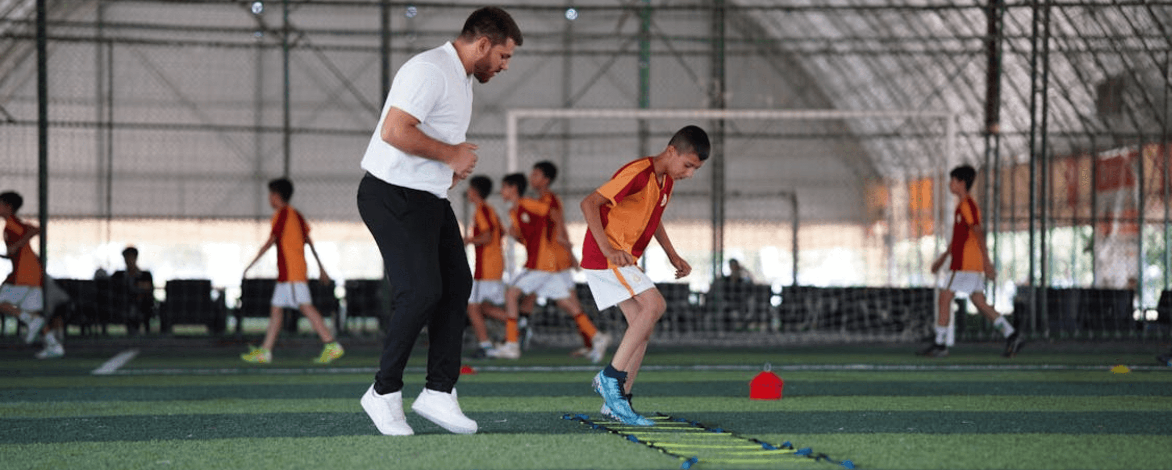 Weniger schreien, mehr führen – moderne Kommunikation im Fußballtraining