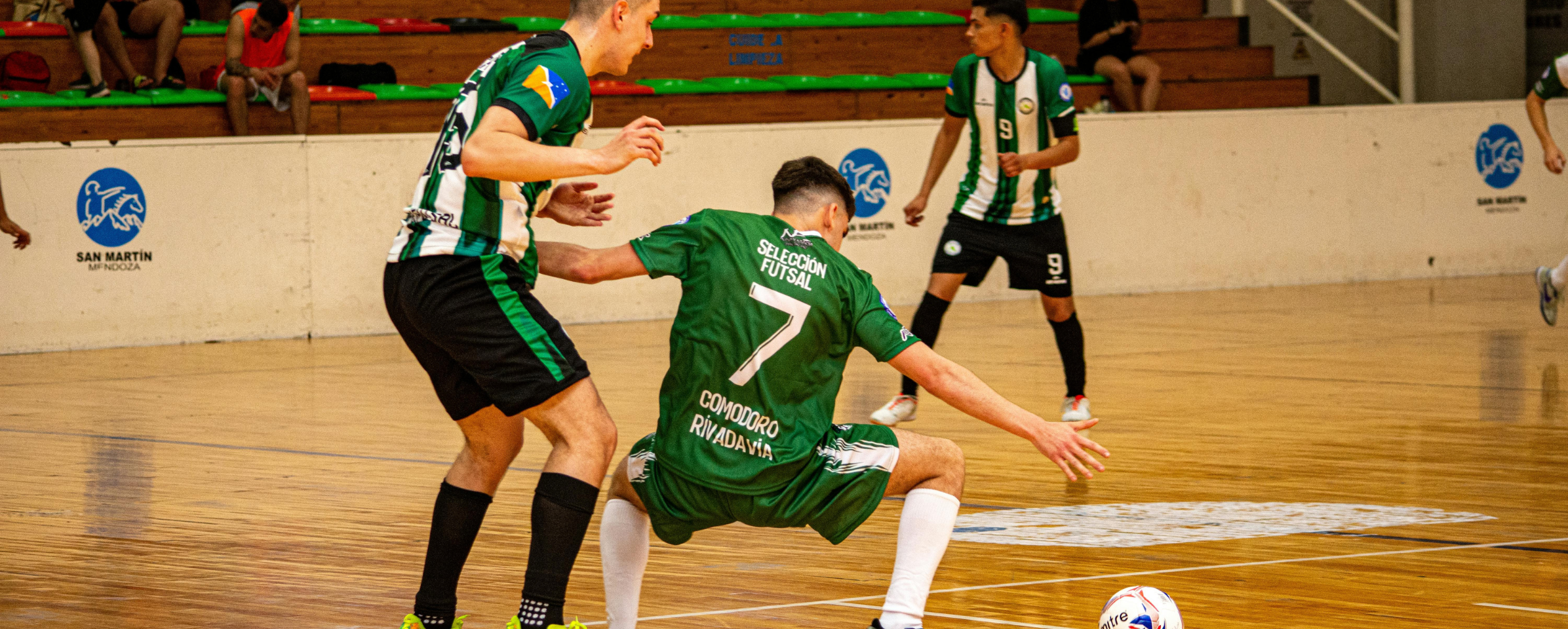 4 Übungen für die Halle - die perfekte Vorbereitung auf Hallenturniere