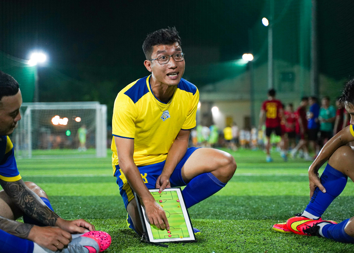 Spielaufbau im Fußball: Breite, Tiefe & Dreiecke
