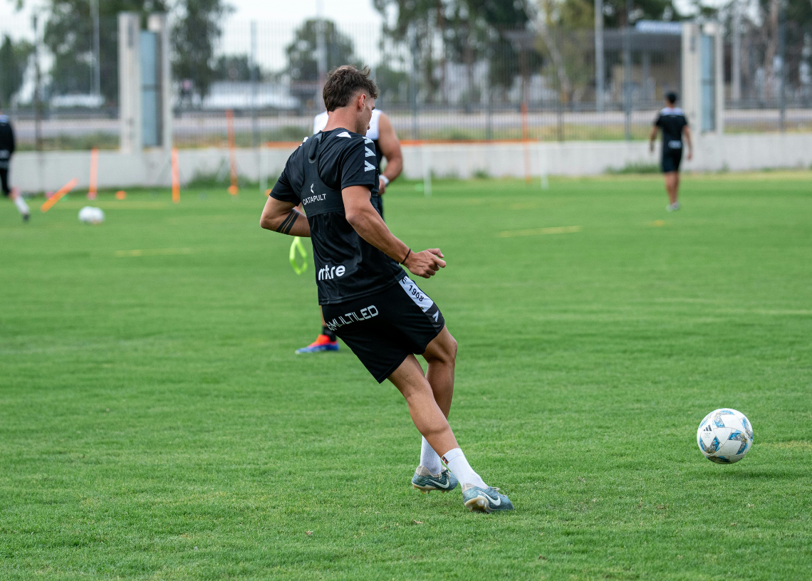 Deine Rolle im Spielaufbau - Welche Aufgaben die einzelnen Positionen im Fußball haben 