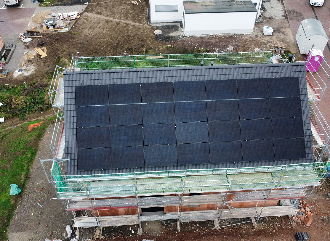 Kompakte Dachfläche mit starkem Eigenstromanteil