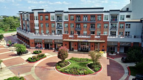 the lofts front view