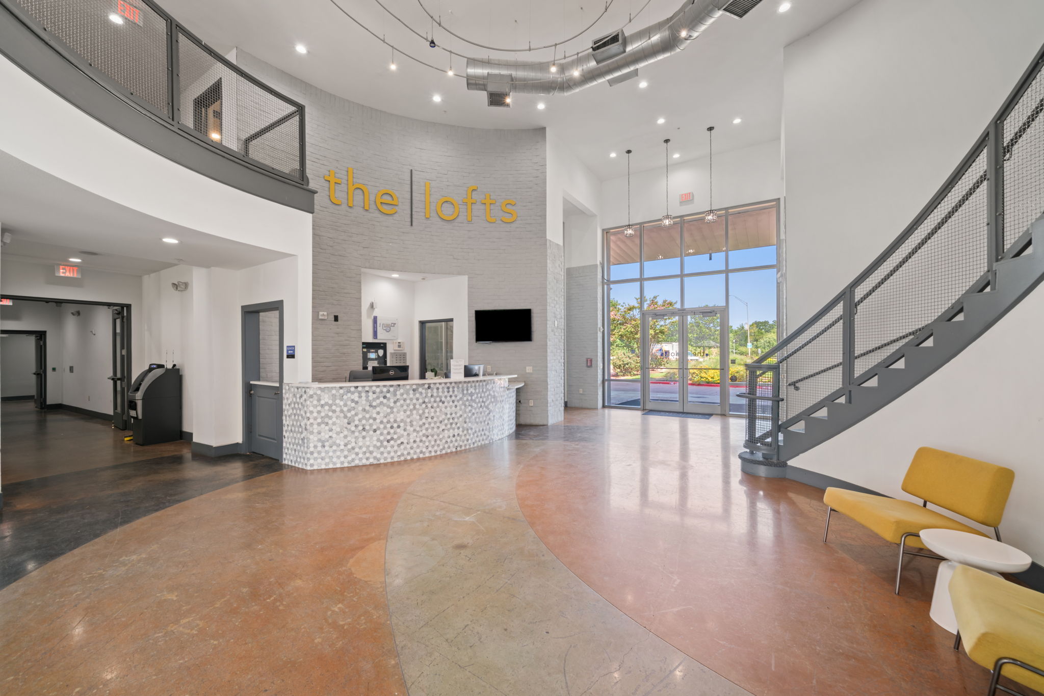 leasing center front desk