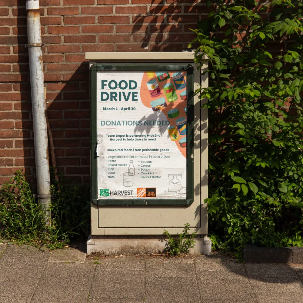 Inlumina Creative food drive flyer graphic design.