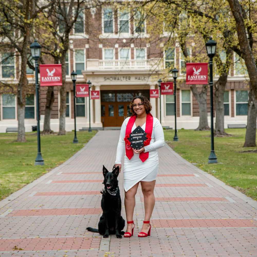 Inlumina Creative college graduate portrait photography.