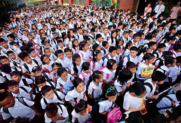 Proposed DepEd curriculum teaches sexual and reproductive rights starting Grade  4 | Philstar.com