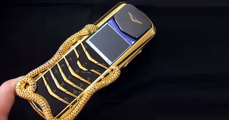 Vertu Signature Cobra