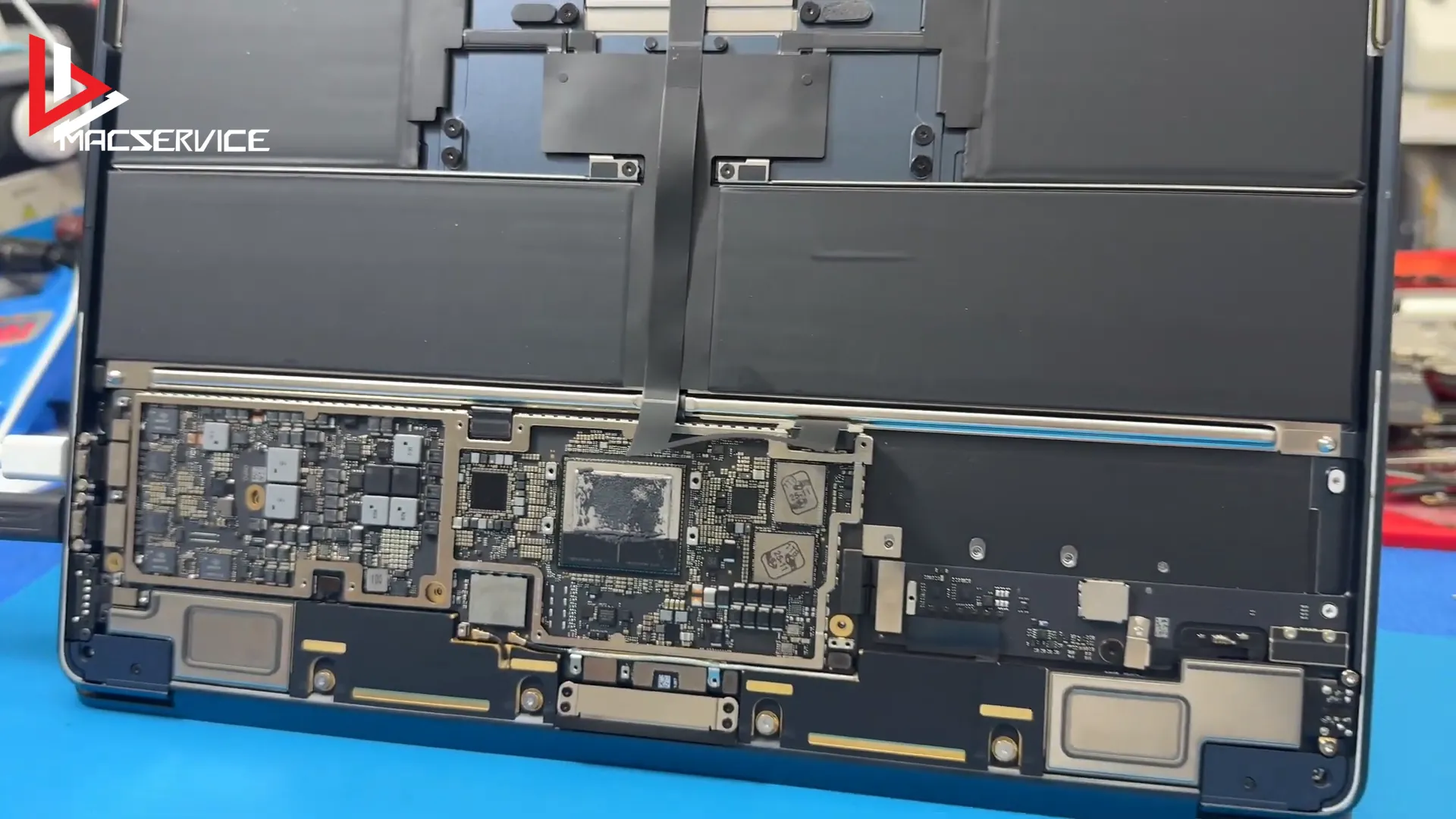 อัพเกรดเพิ่มความจุ Macbook Air M2 เป็น 2TB