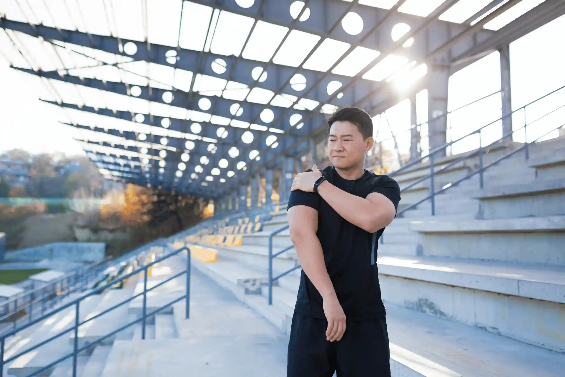 Conquer Shoulder Bursitis: Tips for Athletes and Active People