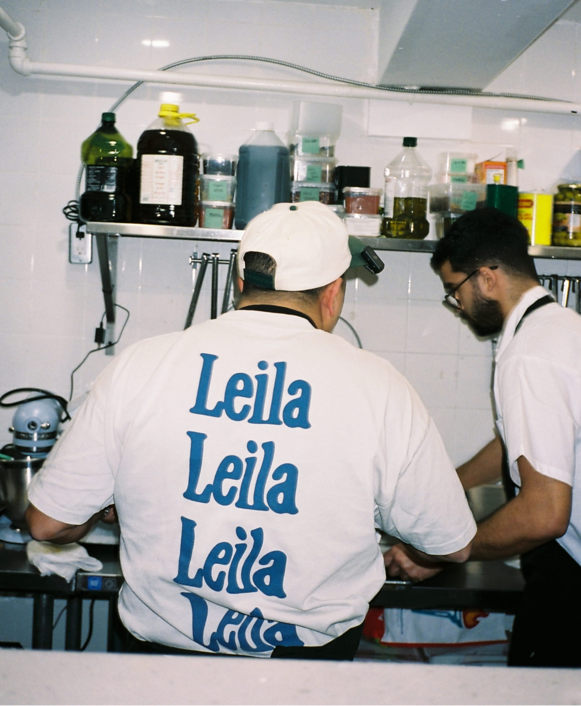 Studio Tangible spécialisé en image de marque - Projet de création de l'identité visuelle pour le restaurant montréalais Leila de Amine Labii