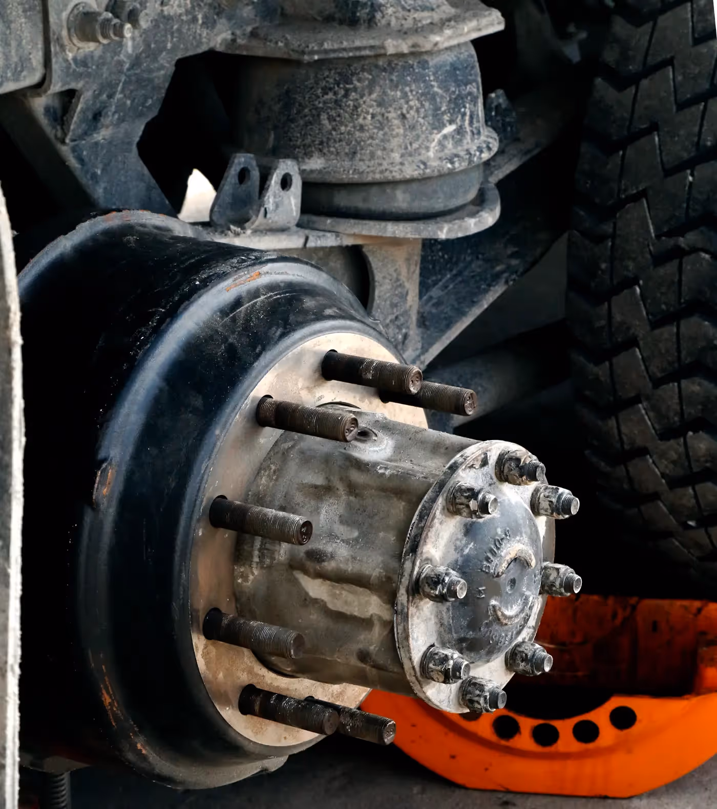 Mobile diesel mechanic performing brake repairs on commercial truck in Anaheim, CA