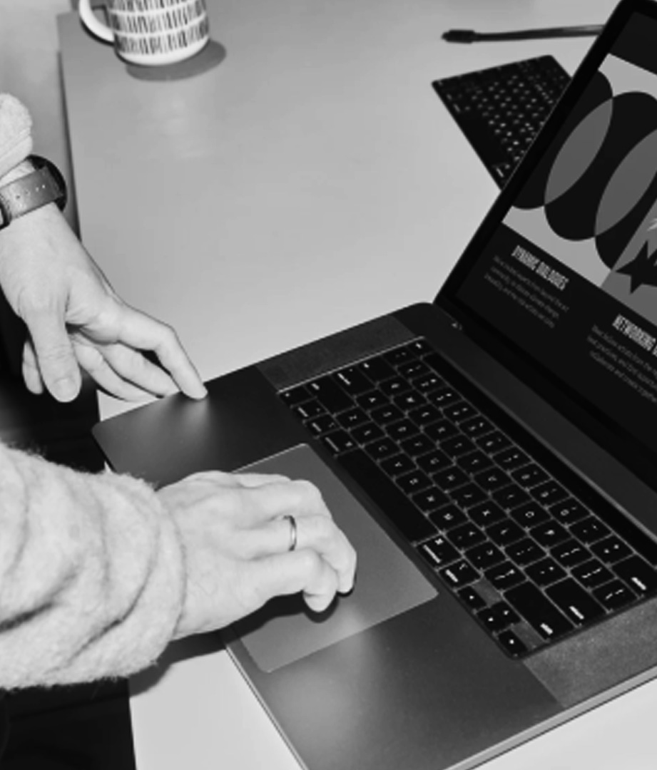 Platform-Native Fashion Ads