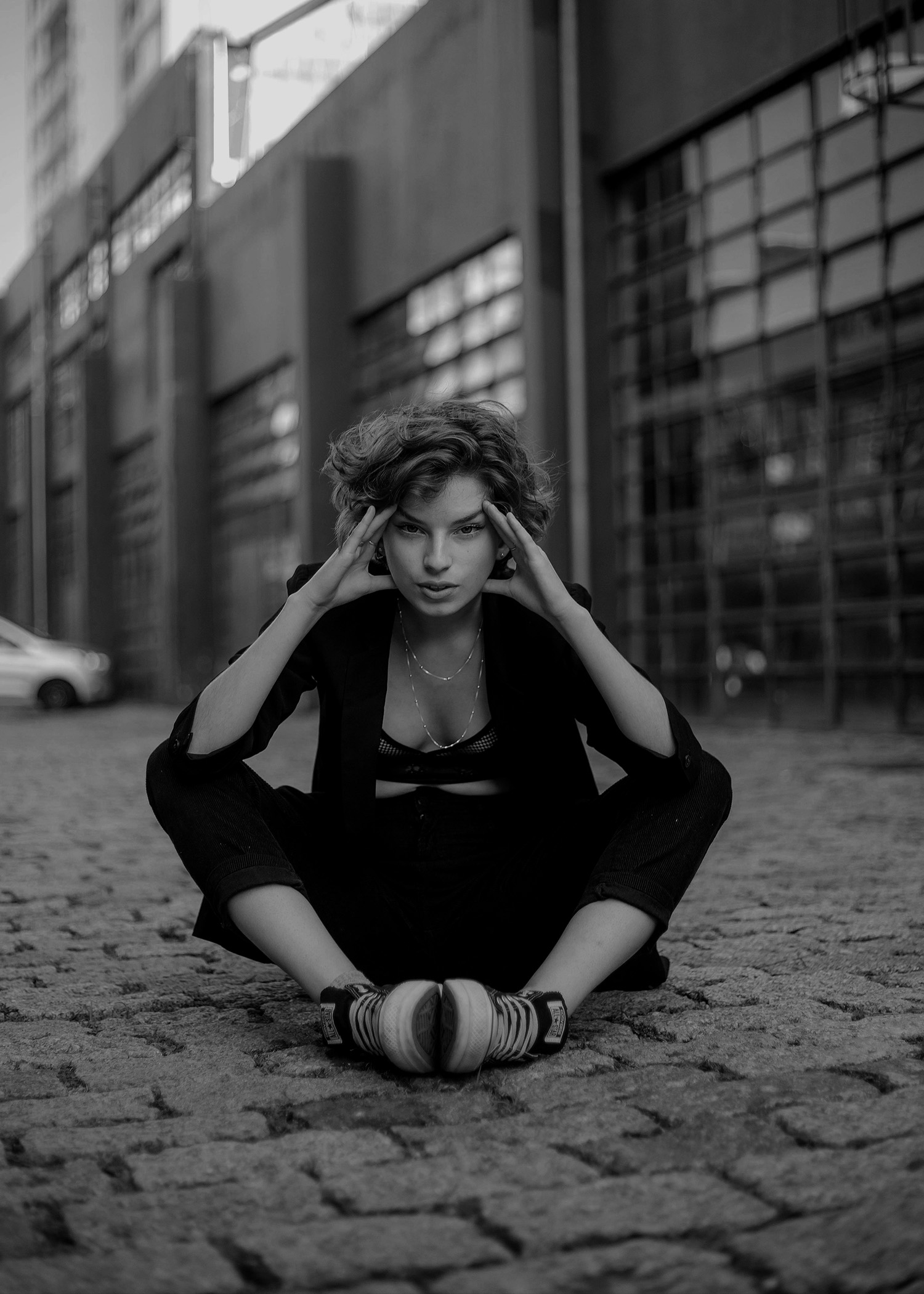Platform-Native Fashion Ads