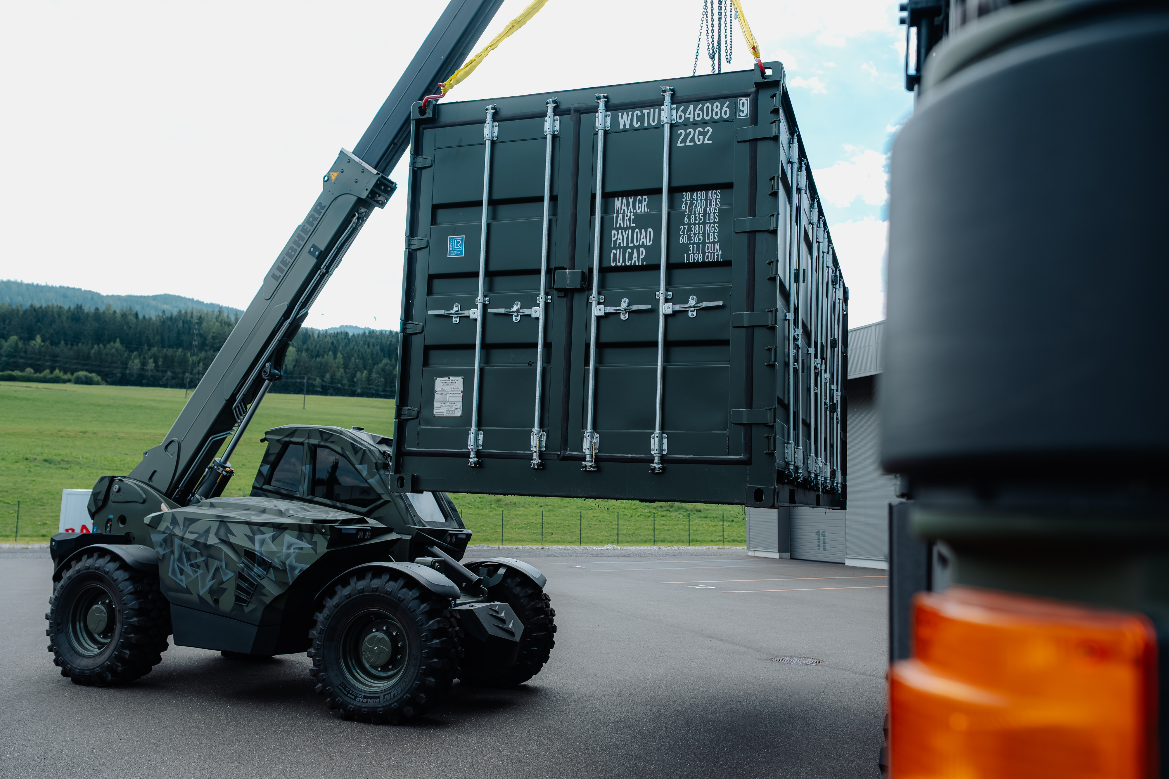 Leistungsstarker Containerumschlag für militärische Anwendungen