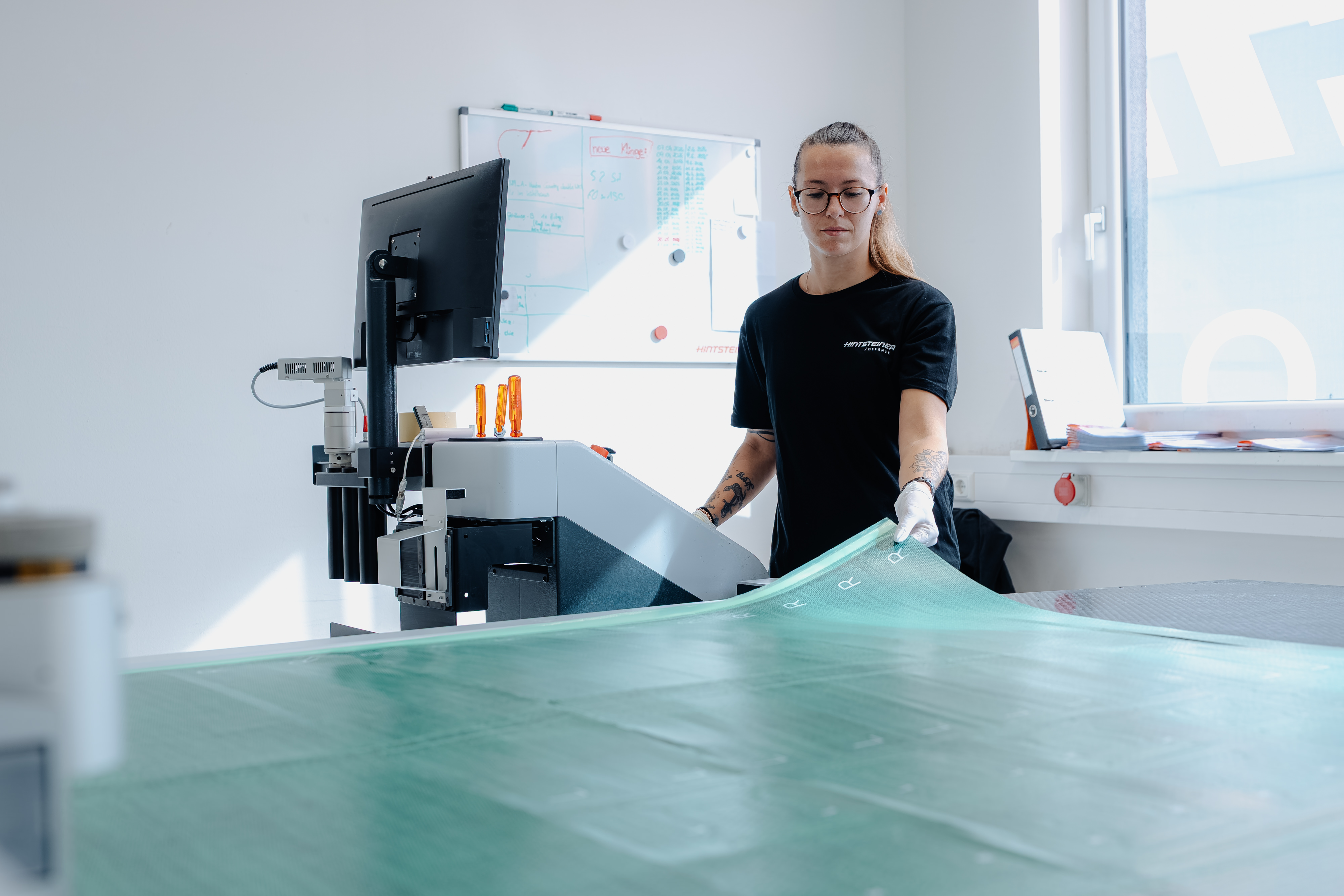 Carbonlagen-Zuschnittvorbereitung