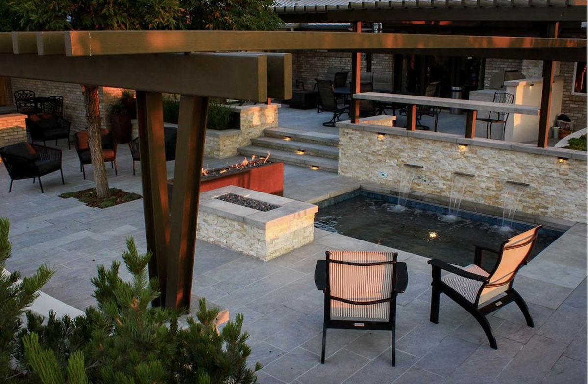Why Neighbors Keep Choosing Ivy Street Design