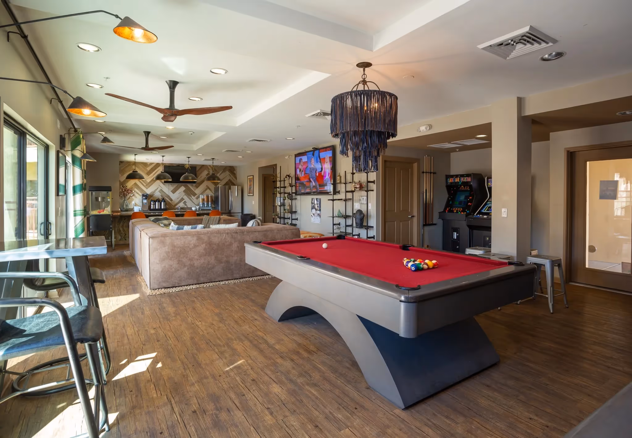 Pool table