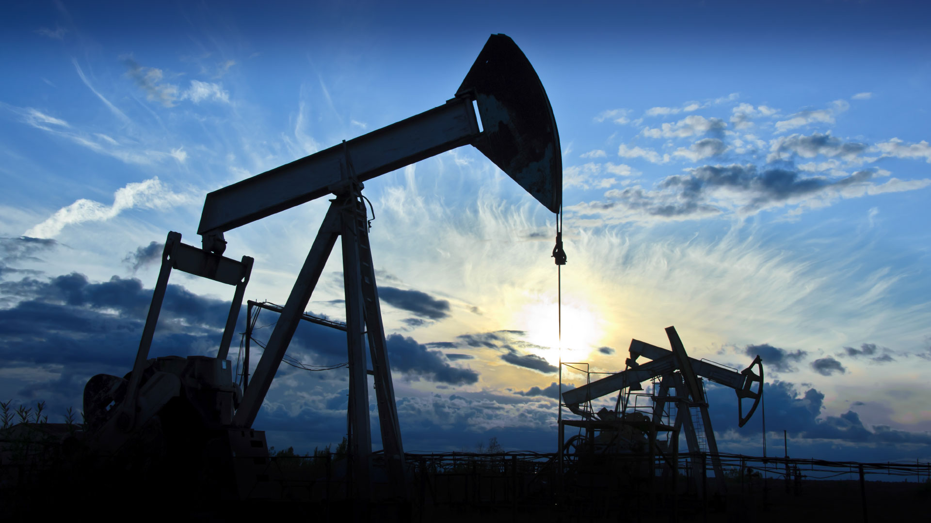 California Resources Corp (NYSE:CRC) Is Best Bet On Oil Rebound