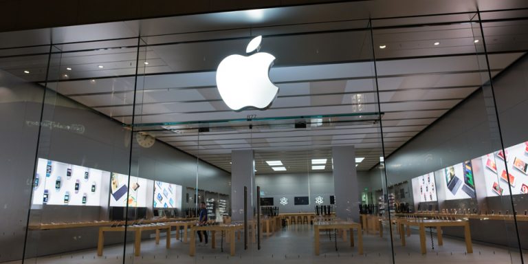 The Risk Apple Inc. (NASDAQ:AAPL) Faces If There is a Trade War with China