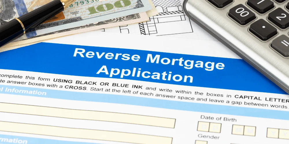 Reverse mortgage application and calculator, showing how a reverse mortgage calculator helps estimate loan options privately.