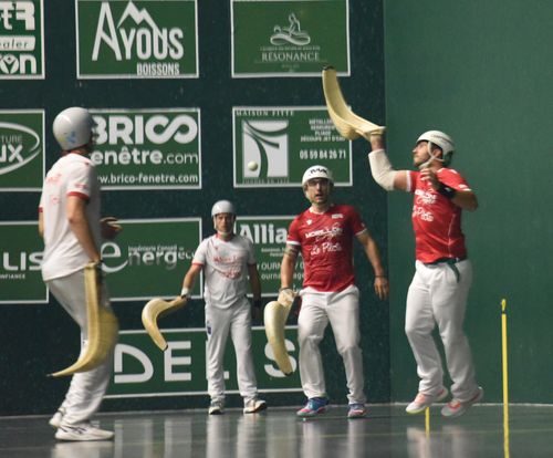 Jean Olharan à la relance (photos Raymond Cazadebat)