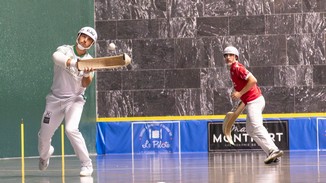 Un joli revers à l'érebot du champion palois