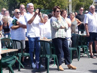 Recueillement après le "Agur Jauna"
