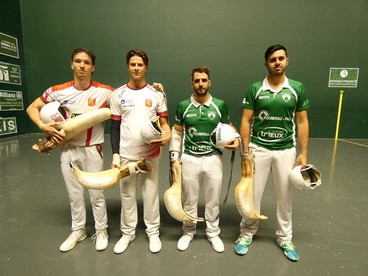 Pau et Mauléon au coup d'envoi. 