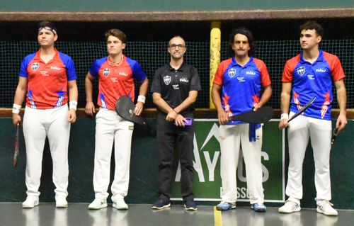 Les deux sélections de gomme creuse