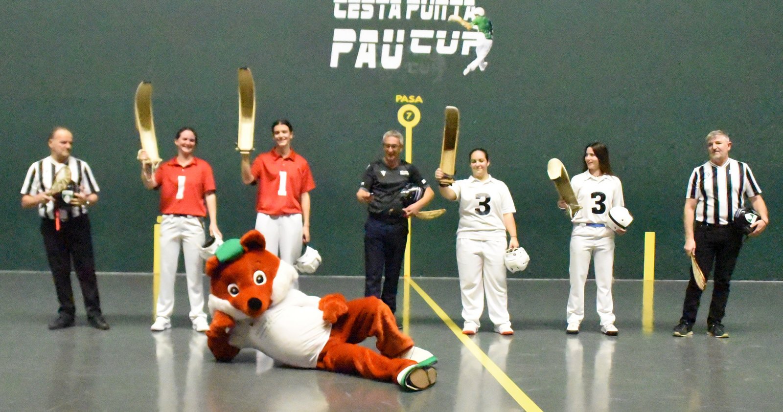 Joli tableau de la présentation des féminines
