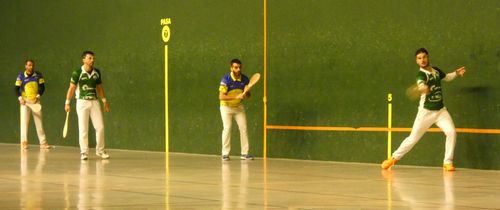 Un devant et trois derrières...