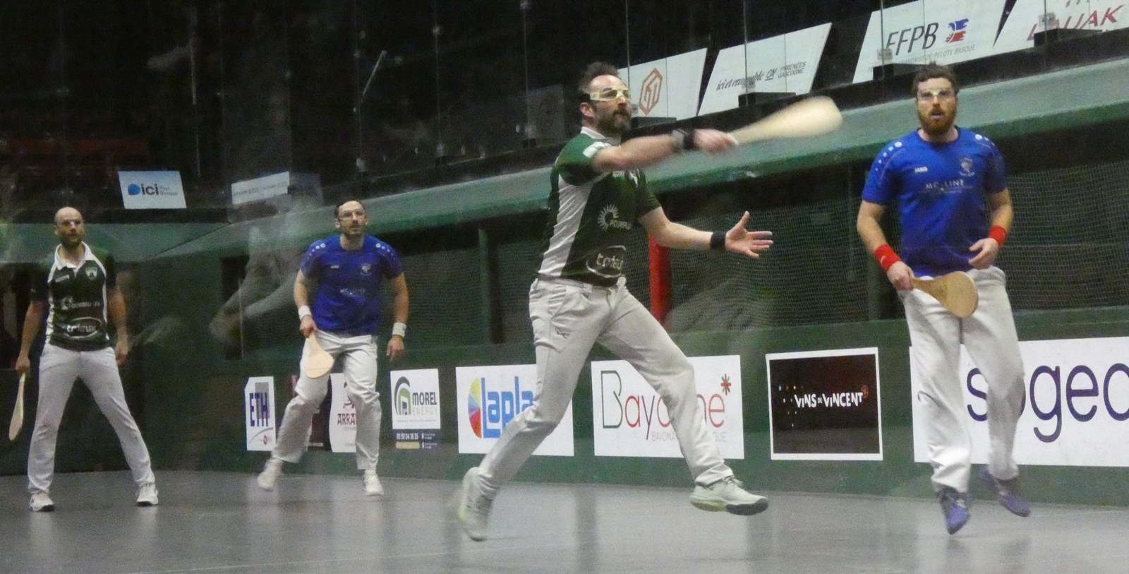 Quatre acteurs pour une grande partie