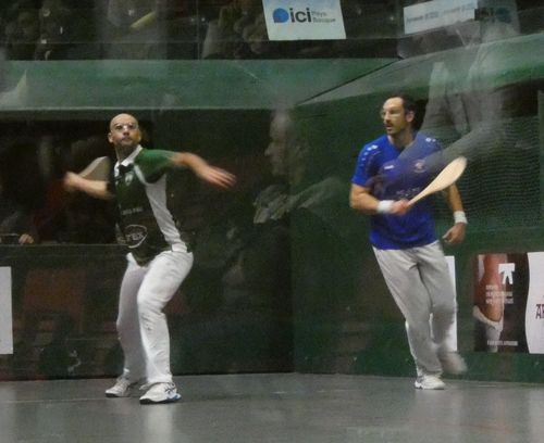 Mendivé sans complexe face à Sender!