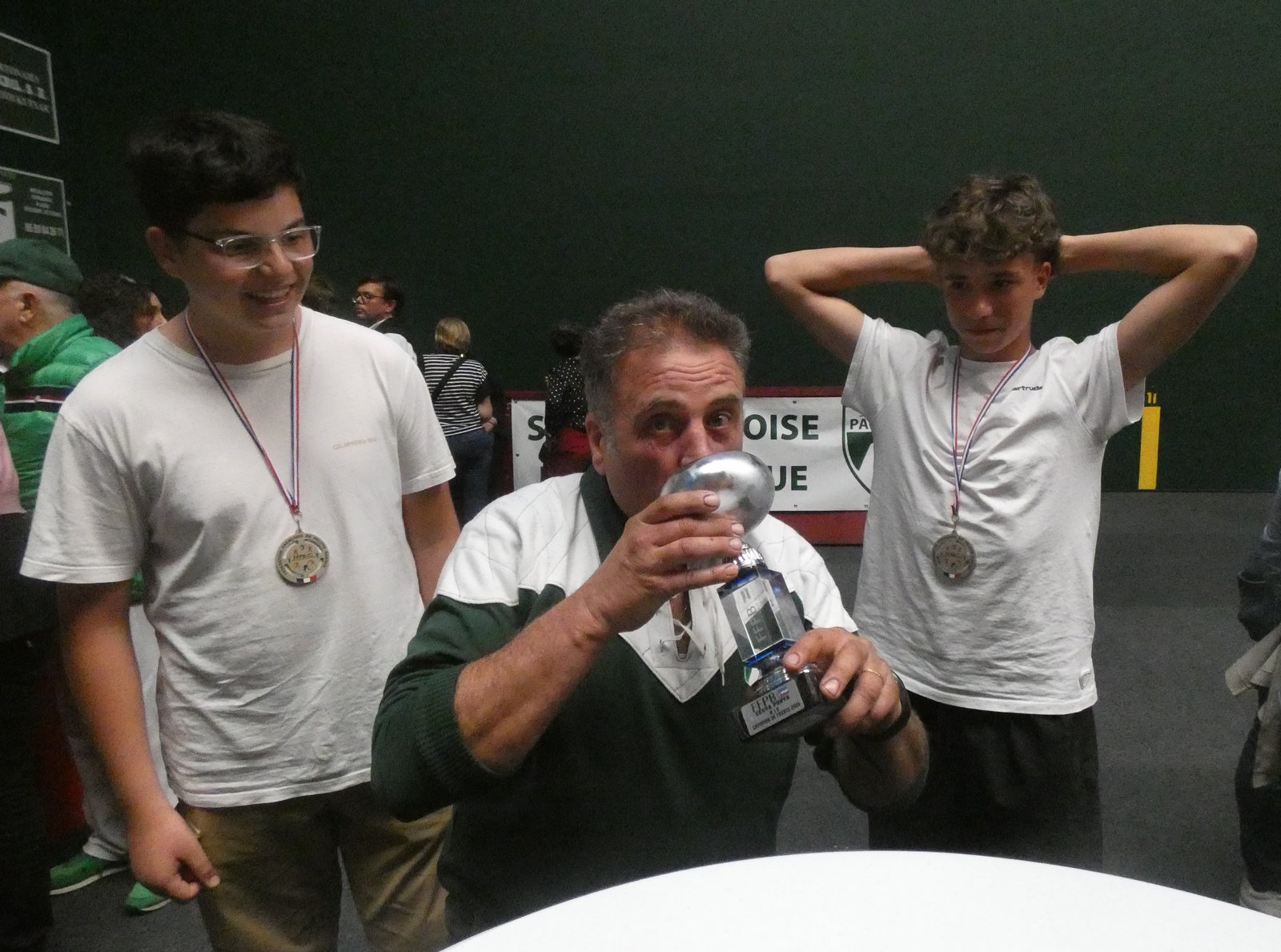 Ca plaît davantage à Pascal Pouts, le papa!