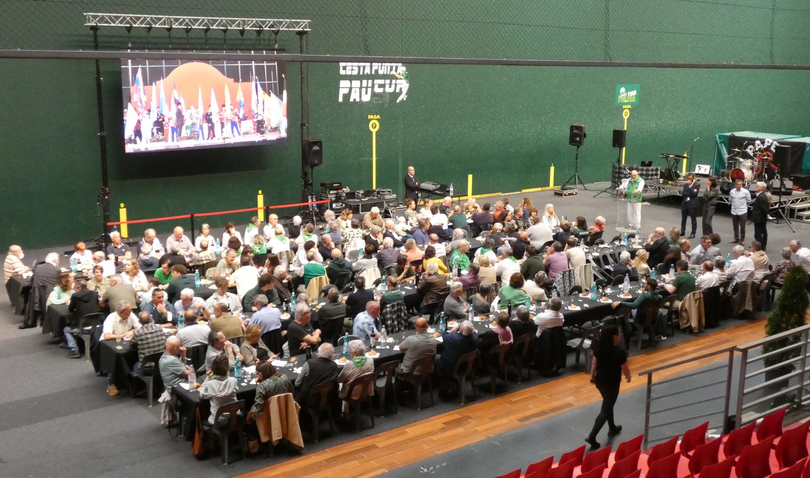 Près de 200 convives ont fêté les 20 ans du complexe.