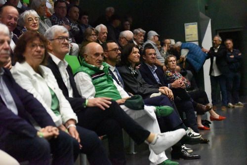 Les élus aussi ont apprécié le spectacle.