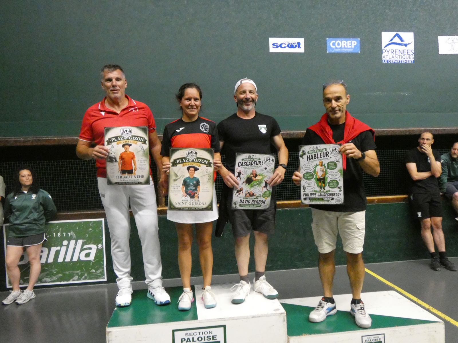 4 prix spéciaux ont ouvert le palmarès