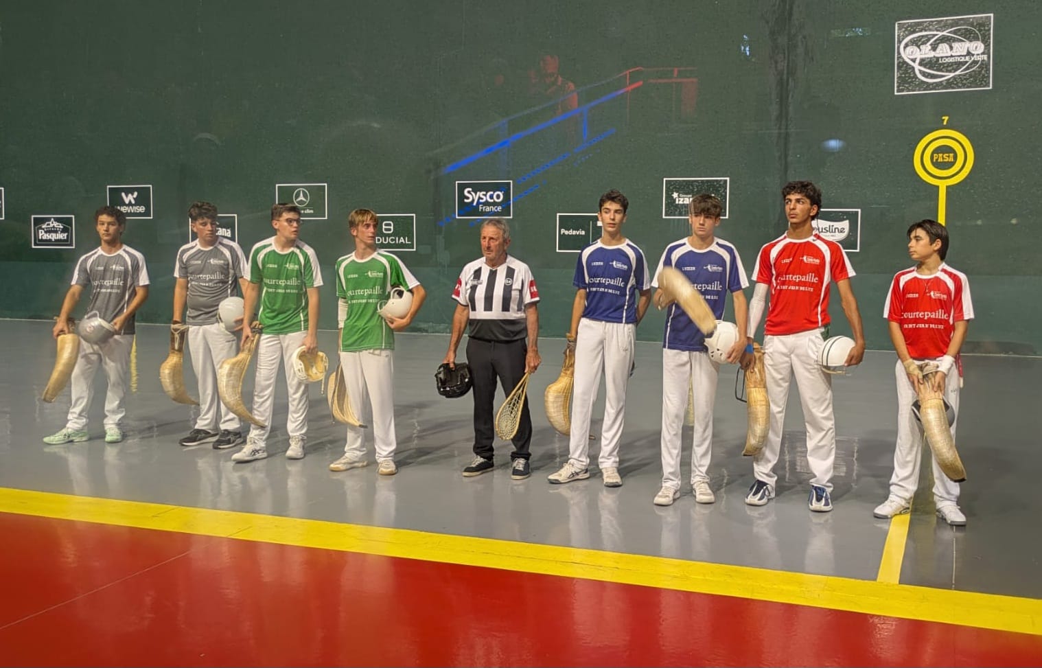 Les quatre finalistesdu tournoi espoirs.