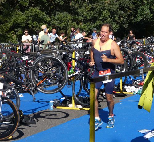 Fabrice Cantos s'élance pour 5,5kms de course à pied