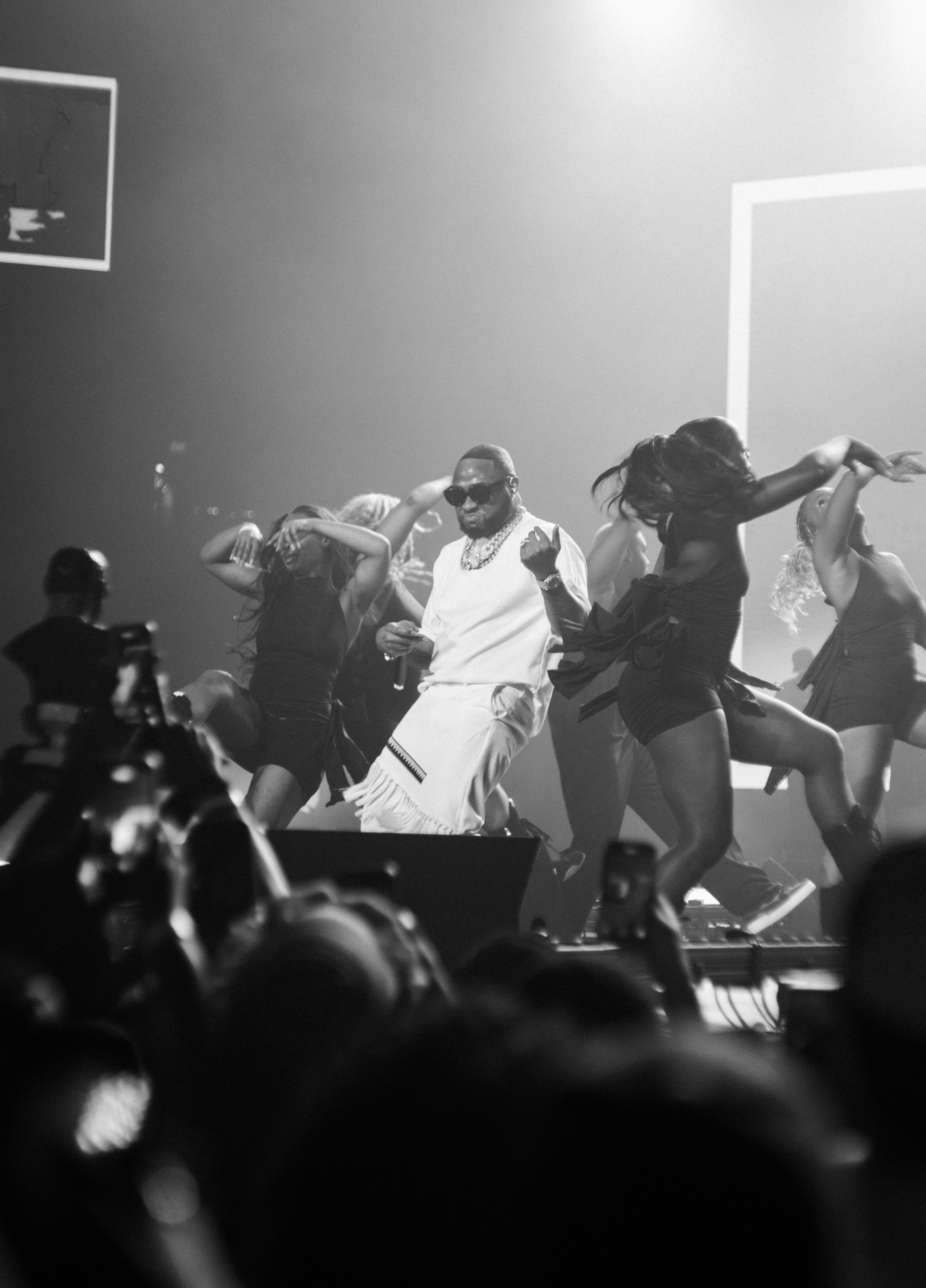 DAVIDO 5IVE ALIVE TOUR