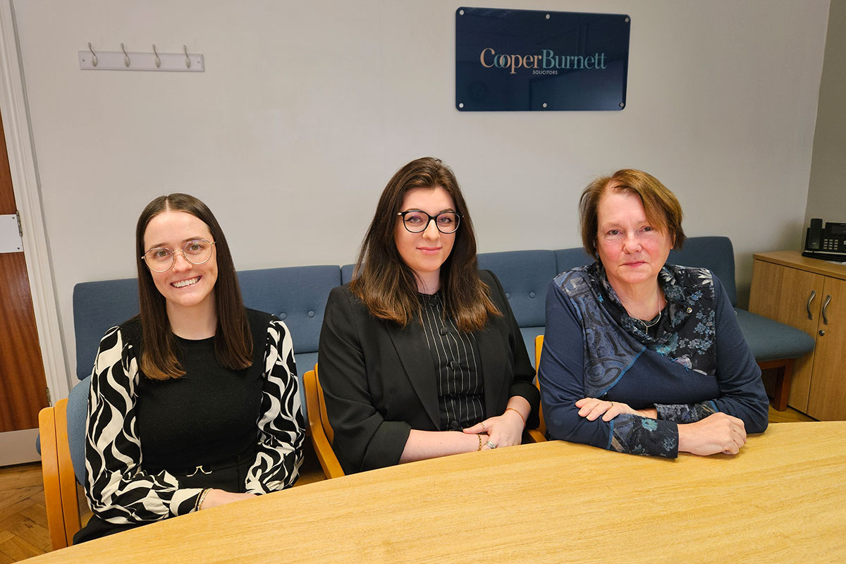 Table Talk with Hilary, Courtney and Elizabeth