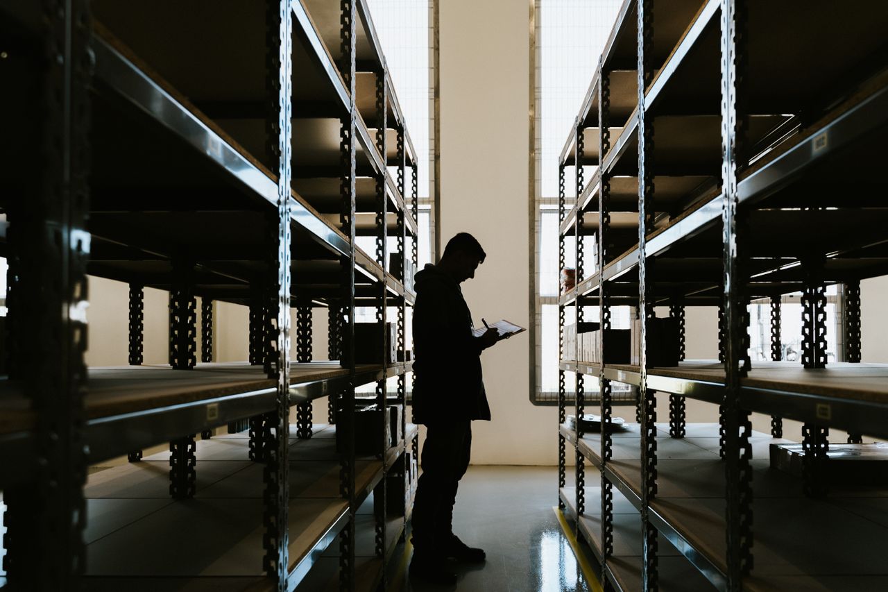 How to Calculate Inventory Turnover Ratio: A Complete Guide