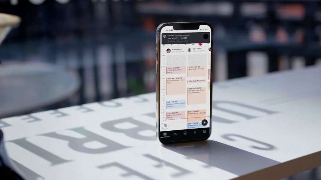 Benefits of tanning salon app
